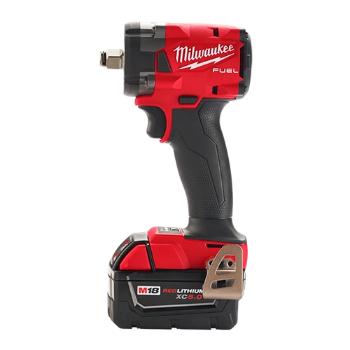 Milwaukee M18 FUEL™ 1/2  Compact Impact Wrench w/ Friction Ring Kit